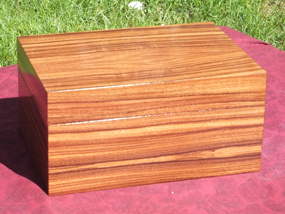 Custom inlaid box with Rosewood body and lid